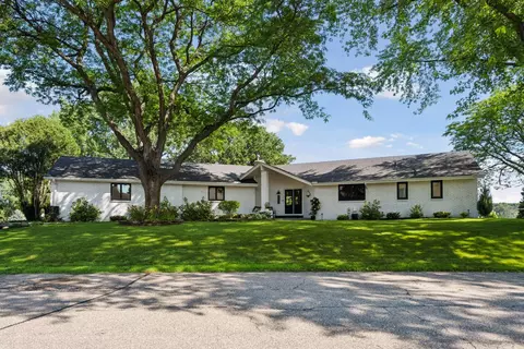 3550 Island View Cir NW, Prior Lake, MN 55372