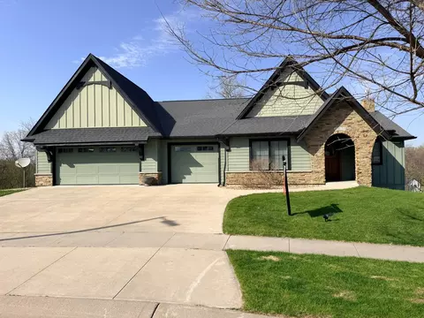 4070 Cameo Pl NE, Rochester, MN 55906