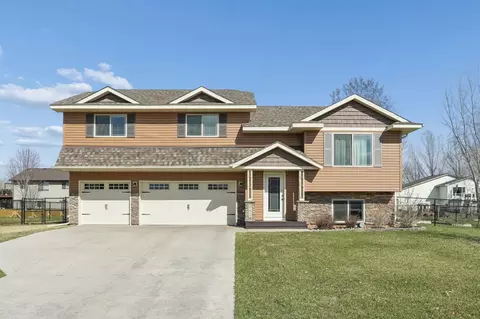 37915 Gerald Ave, North Branch, MN 55056