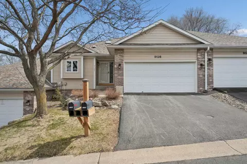 5125 Stoney Bridge Ct, Minnetonka, MN 55345