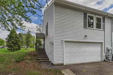 8961 42nd Ave N, New Hope, MN 55427