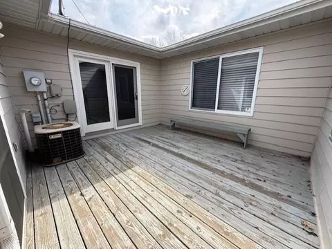 Exterior - 650 12th St, Windom, MN 56101 photo 2 of 2
