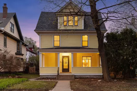 2027 Emerson Ave S, Minneapolis, MN 55405