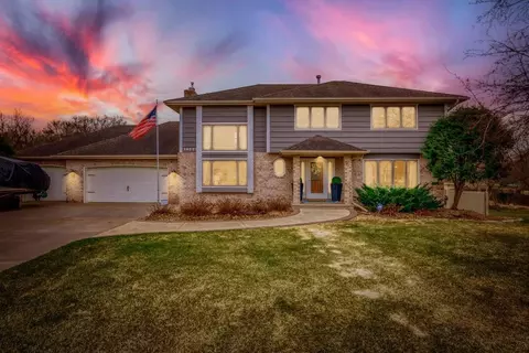 14007 Yellow Pine St NW, Andover, MN 55304