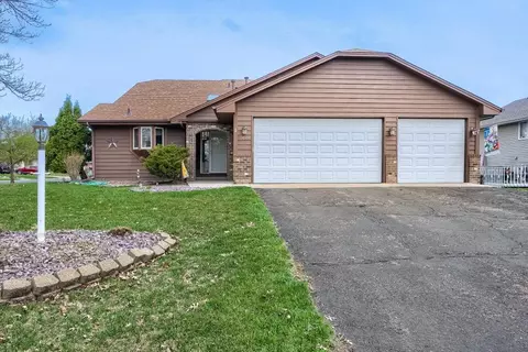 5887 144th St W, Apple Valley, MN 55124