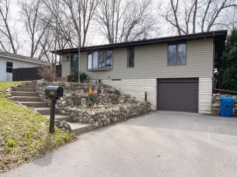 10810 Upton Ave S, Bloomington, MN 55431