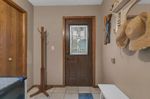 21892 Flowerwood Ct, Richmond, MN 56368