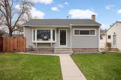 518 10th Ave NW, New Brighton, MN 55112