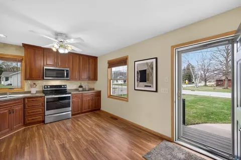 706 12th St E, Wabasha, MN 55981 photo 3