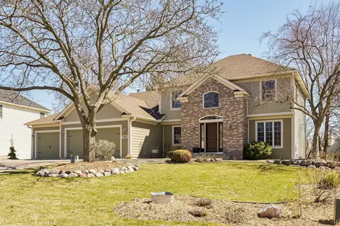 7901 Bristol Rd, Woodbury, MN 55125