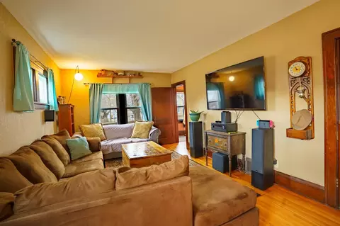 Living - 614 8th Ave N, Saint Cloud, MN 56303 photo 3 of 5