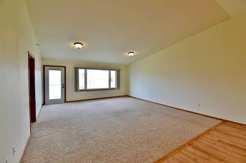 Living - 2573 20th Ave SE, Saint Cloud, MN 56304 photo 2 of 2