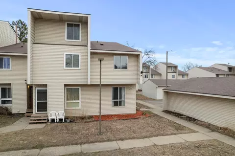 5648 Brookdale Dr N, Brooklyn Park, MN 55443