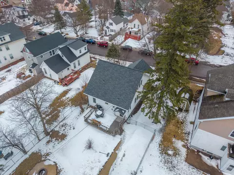 View/Area - 605 E 10th St, Duluth, MN 55805 photo 2 of 3
