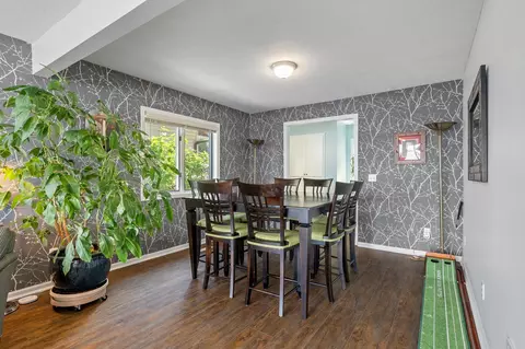 Dining - 1435 Pulaski Rd, Buffalo, MN 55313 photo 1 of 1