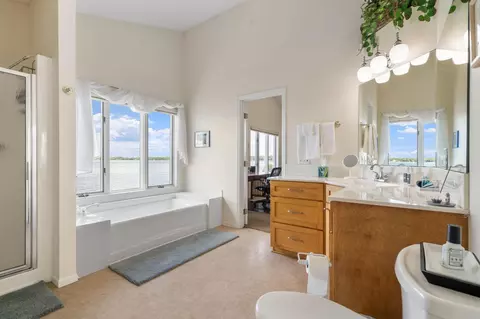 Bath - 1435 Pulaski Rd, Buffalo, MN 55313 photo 1 of 4