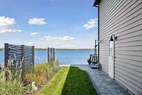 Exterior - 1435 Pulaski Rd, Buffalo, MN 55313 photo 5 of 6
