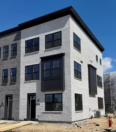 856 Woodlawn Ave, Saint Paul, MN 55116