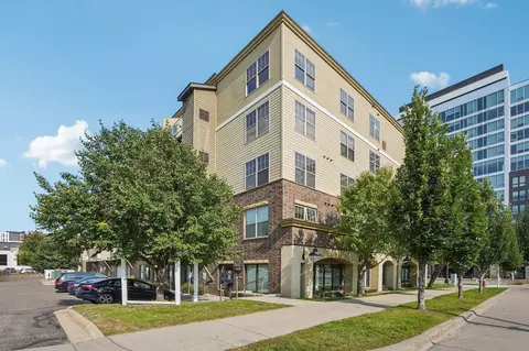 2900 University Ave SE #209, Minneapolis, MN 55414