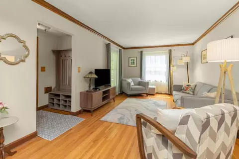 1101 Humboldt Ave, West Saint Paul, MN 55118