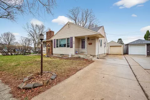 1447 13th Ave NW, Rochester, MN 55901