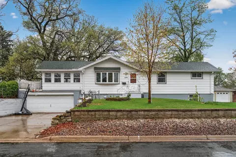 556 53 12 Ave NE, Fridley, MN 55421