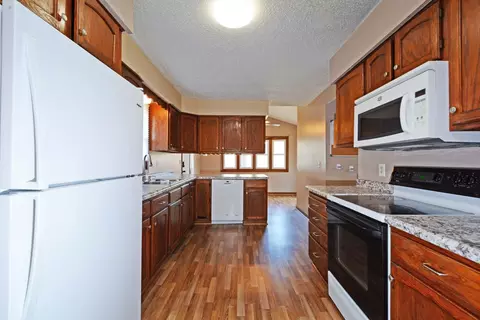 Kitchen - 1483 3rd St E, Saint Paul, MN 55106 photo 1 of 4