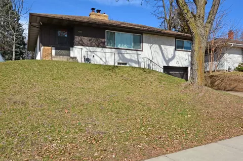 Exterior - 1483 3rd St E, Saint Paul, MN 55106 photo 6 of 6