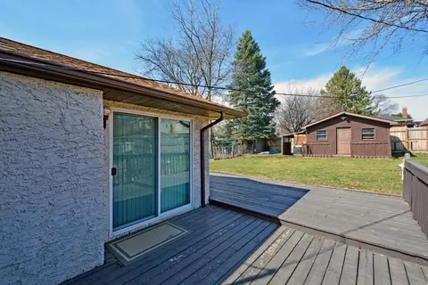 Exterior - 1483 3rd St E, Saint Paul, MN 55106 photo 4 of 6