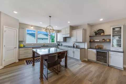 3278 SW Winfield Way, Prior Lake, MN 55372