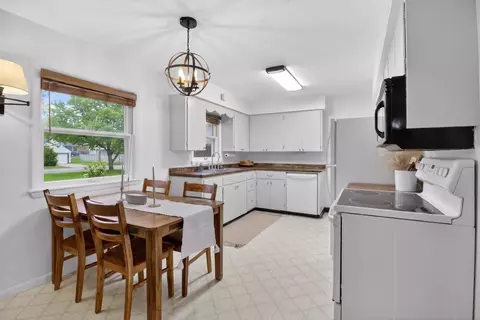 707 W Alcott Ave, Fergus Falls, MN 56537