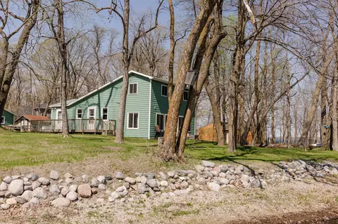 20850 Leona Beach Rd, Rochert, MN 56578