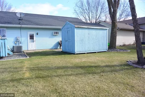 Exterior - 610 1st St E, Glencoe, MN 55336 photo 5 of 7