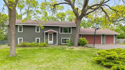 10233 Washburn Cir S, Bloomington, MN 55431