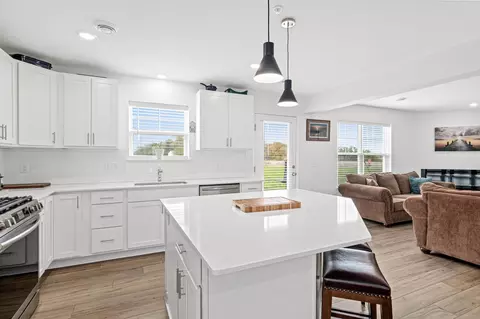 Kitchen - 23349 124th Ave, Rogers, MN 55374 photo 4 of 5