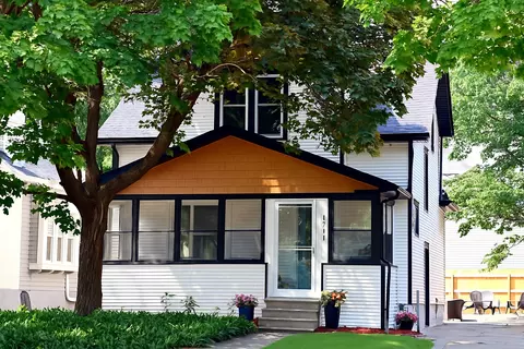 1711 Selby Ave, Saint Paul, MN 55104