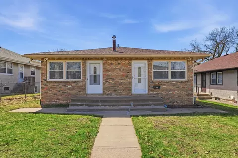 524 37th Ave NE, Minneapolis, MN 55421