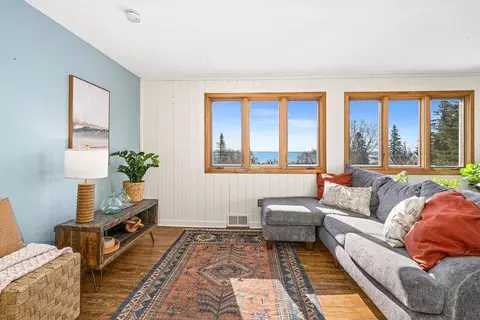 Living - 711 E 13th St, Duluth, MN 55805 photo 4 of 4