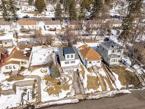 View/Area - 711 E 13th St, Duluth, MN 55805 photo 1 of 7