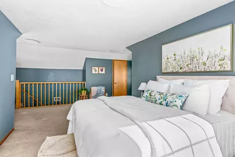 Bedroom - 711 E 13th St, Duluth, MN 55805 photo 6 of 6