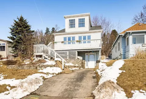 Exterior - 711 E 13th St, Duluth, MN 55805 photo 3 of 9