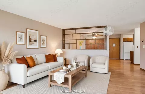 1 W Lake St #420, Minneapolis, MN 55408