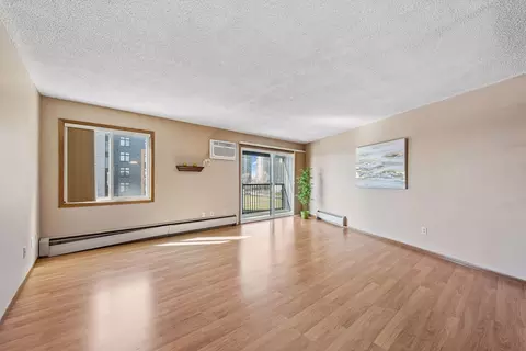 1 W Lake St #420, Minneapolis, MN 55408