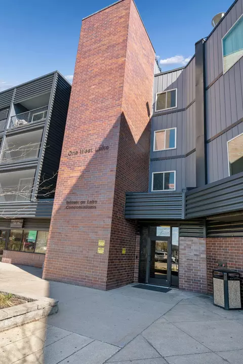 1 W Lake St #420, Minneapolis, MN 55408
