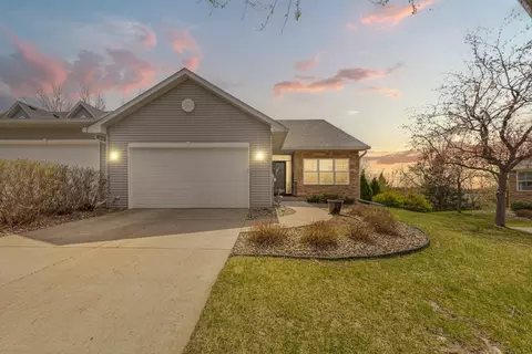 1126 Shumway Ct, Faribault, MN 55021 photo 2