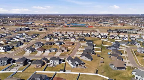 View/Area - 3632 Crimson Loop S, Fargo, ND 58104 photo 7 of 9