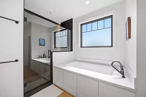 Bath - 3632 Crimson Loop S, Fargo, ND 58104 photo 4 of 9