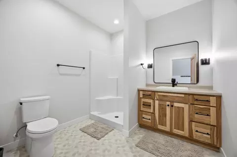 Bath - 3632 Crimson Loop S, Fargo, ND 58104 photo 8 of 9