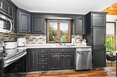 Kitchen - 6624 E Mud Lake Rd, Wright, MN 55798 photo 4 of 4