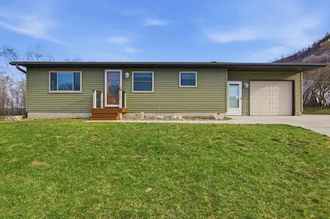 e208 North Buffalo Court, Nelson, WI 54756 photo 2